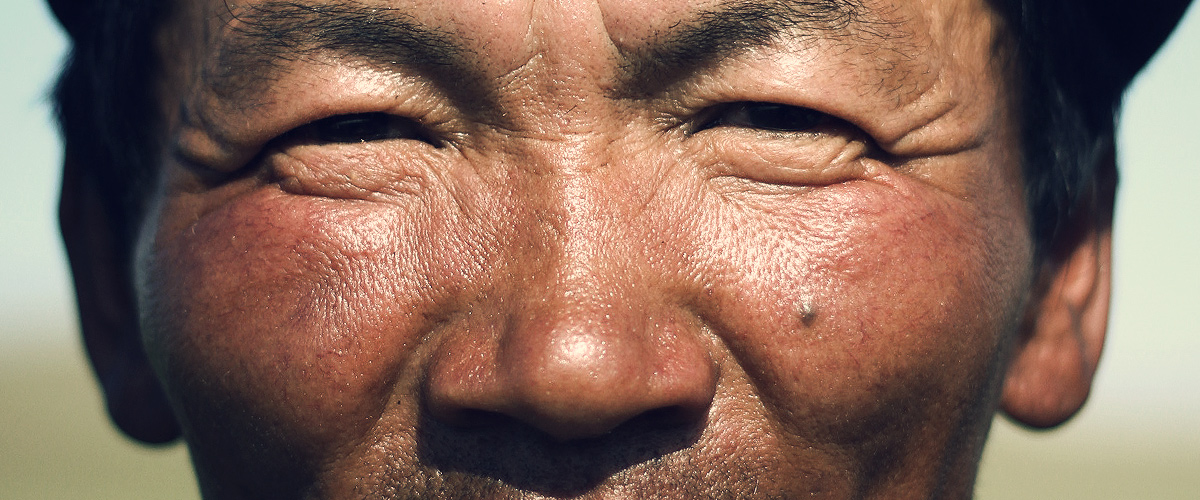 Eyes Of A Mongolian Nomad Soyombo De Photos Of Mongolia
